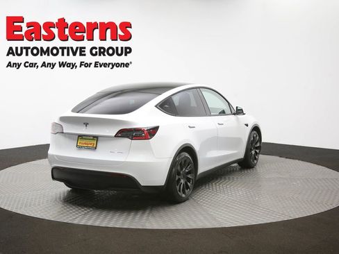 Used 2020 Tesla Model Y Long Range image 36