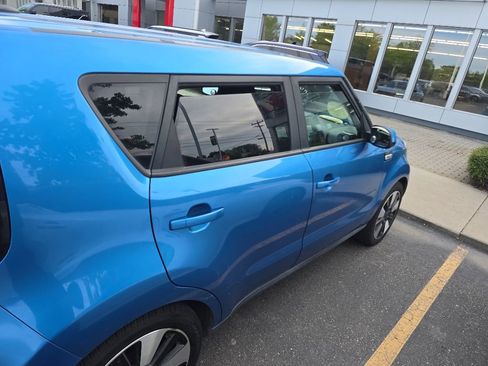 Used 2016 Kia Soul + w/ Designer's Package FWD image 13