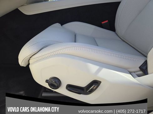 Used 2026 Volvo XC60 B5 Ultra w/ Protection Package Premier AWD/4WD image 24