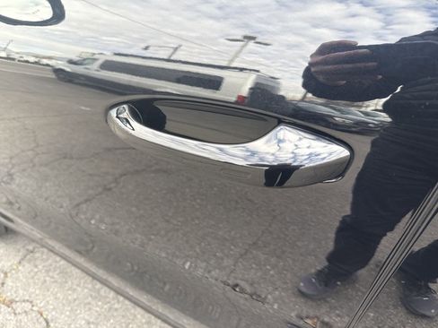 Used 2020 Porsche Cayenne S image 12