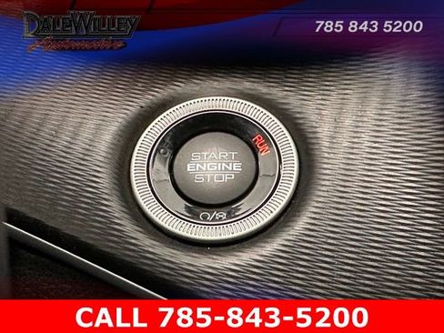 Used 2024 Jeep Grand Cherokee L Laredo image 13