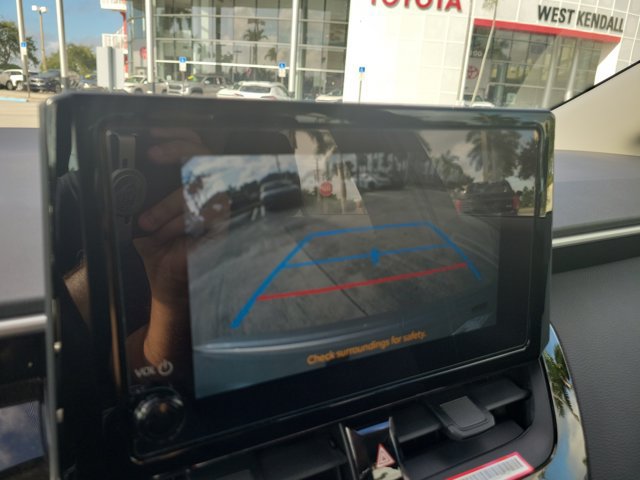 Used 2026 Toyota Corolla LE FWD image 30