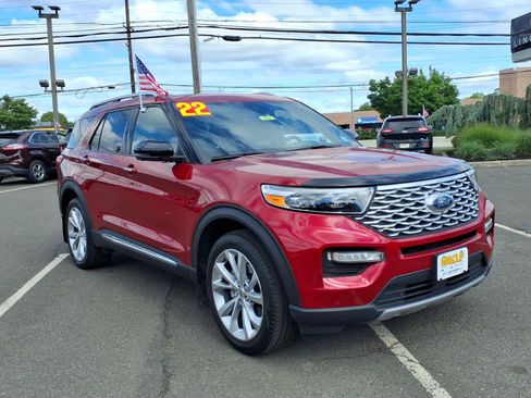 Certified 2022 Ford Explorer Platinum w/ Equipment Group 601A AWD/4WD image 1