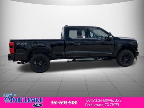 New 2025 Ford F250 Lariat w/ Black Appearance Package AWD/4WD image 9