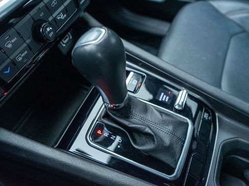 Used 2023 Jeep Compass Latitude image 20