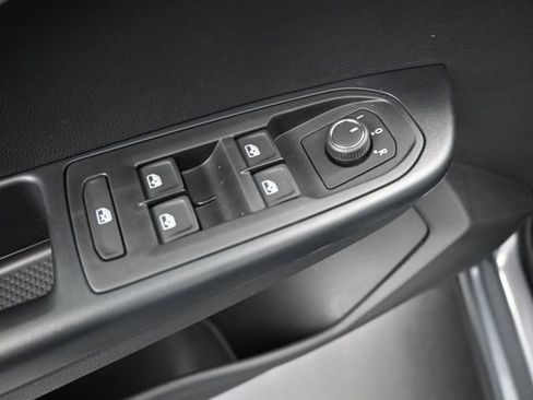 New 2026 Volkswagen Taos S FWD image 13