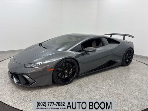 Used 2015 Lamborghini Huracan LP 610-4 AWD/4WD image 1