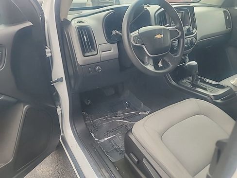 Used 2016 Chevrolet Colorado W/T w/ WT Convenience Package RWD image 4
