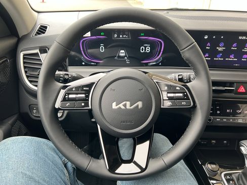 New 2026 Kia Seltos S image 24