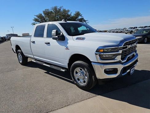 New 2026 RAM 2500 Tradesman image 39