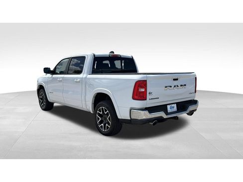 Used 2025 RAM 1500 Laramie AWD/4WD image 5