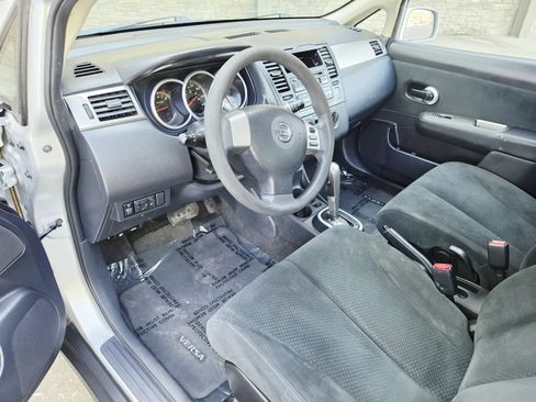 Used 2011 Nissan Versa 1.8 S w/ PWR Plus Pkg FWD image 9