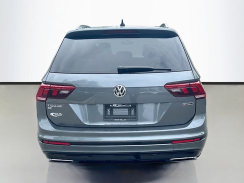 Used 2021 Volkswagen Tiguan SE R-Line AWD/4WD image 6