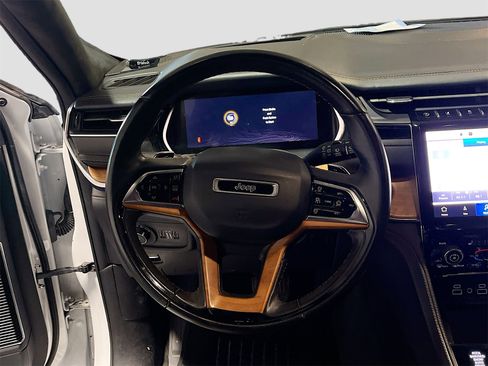 Used 2022 Jeep Grand Cherokee L Summit image 11