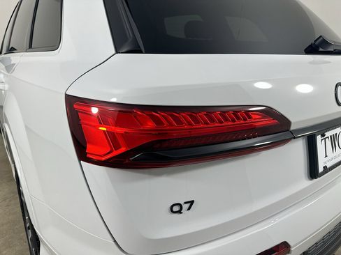 New 2026 Audi Q7 2.0T Premium Plus AWD/4WD image 11