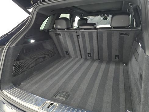 Certified 2023 Porsche Cayenne Platinum Edition AWD/4WD image 22
