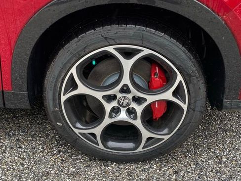 New 2024 Alfa Romeo Tonale Veloce w/ Active Assist Package image 12