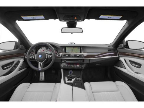 Used 2015 BMW M5 RWD image 8