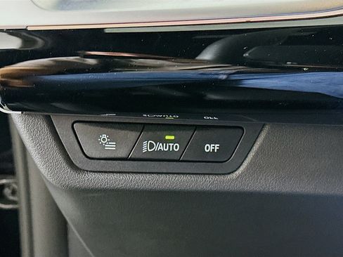 Used 2025 BMW X2 xDrive28i image 17