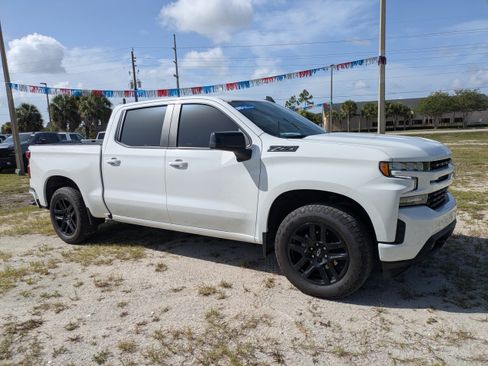 Used 2022 Chevrolet Silverado 1500 RST w/ All Star Edition Plus AWD/4WD image 2