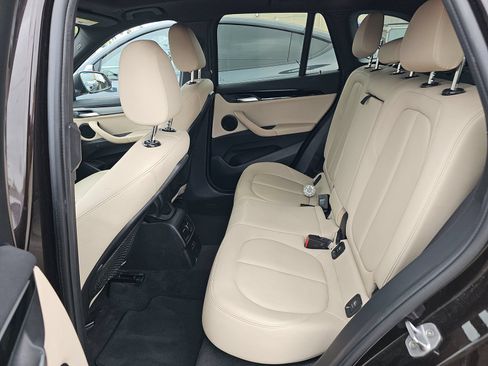 Used 2019 BMW X1 sDrive28i FWD image 13