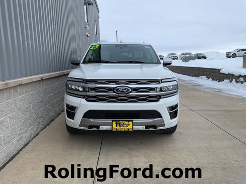 Used 2023 Ford Expedition Max Platinum image 4