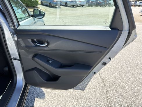 Used 2023 Honda Accord EX image 27