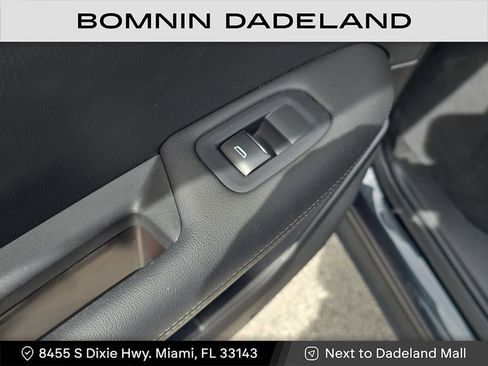 Used 2022 Cadillac XT5 Luxury image 11