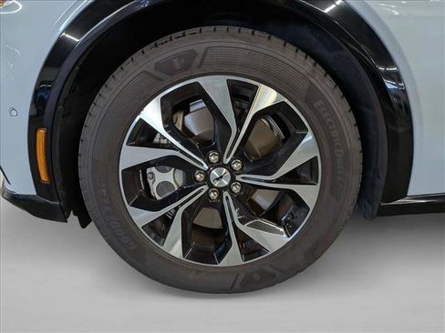 Used 2021 Ford Mustang Mach-E Premium RWD image 25