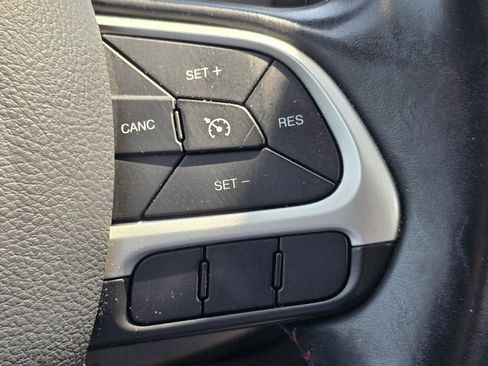 Used 2019 Jeep Compass Trailhawk AWD/4WD image 13