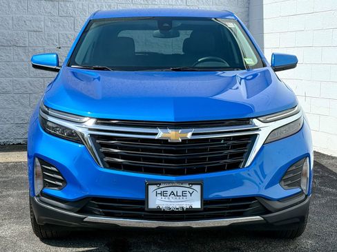 Used 2024 Chevrolet Equinox LT image 2