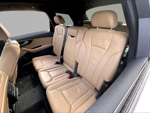 Used 2022 Audi Q7 3.0T Premium Plus image 24