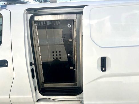 Used 2015 Nissan NV200 S w/ Cruise Control Package image 20