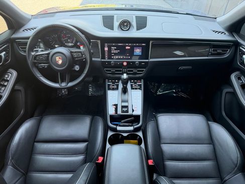 Certified 2025 Porsche Macan GTS AWD/4WD image 16
