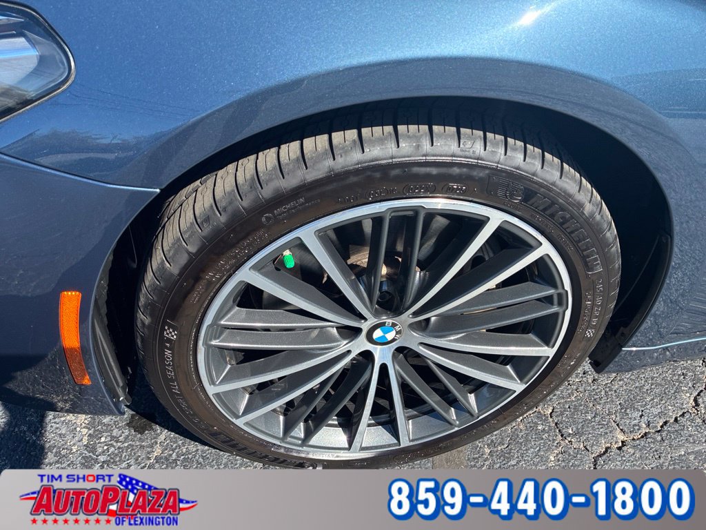Used 2023 BMW 540i xDrive AWD/4WD image 12