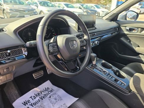 Used 2024 Honda Civic Sport image 8