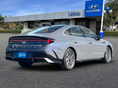 New 2026 Hyundai Sonata Limited image 2