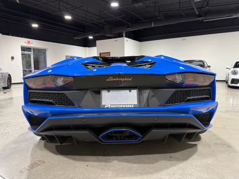 Used 2018 Lamborghini Aventador S AWD/4WD image 32