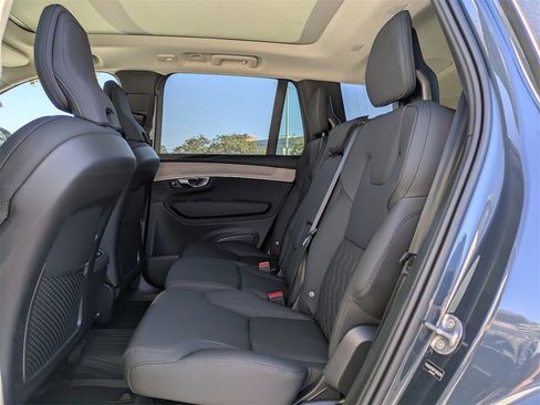New 2026 Volvo XC90 B6 Plus w/ Protection Package Premier image 17