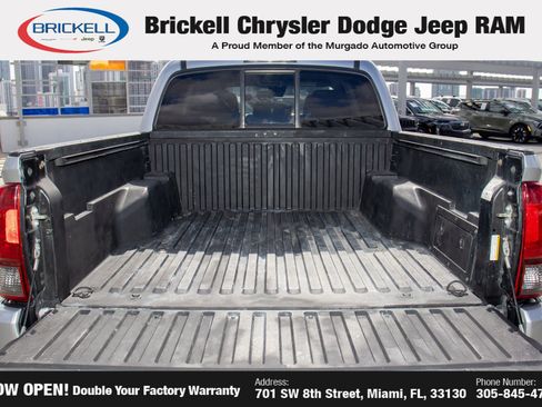 Used 2020 Toyota Tacoma SR w/ SR Convenience Package image 9