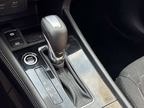 Used 2023 Nissan Kicks SV image 23