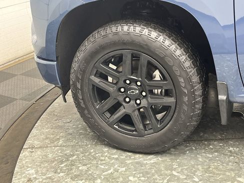 Certified 2024 Chevrolet Silverado 1500 RST image 36