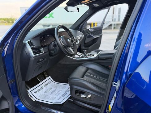 Used 2021 BMW X5 M w/ Executive Package image 23