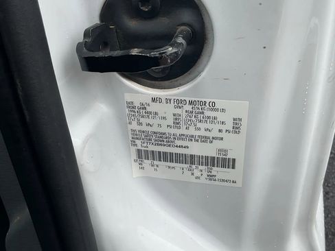 Used 2016 Ford F250 XL w/ Power Equipment Group image 24