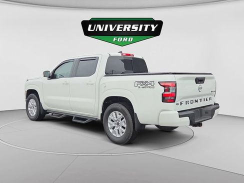 Used 2023 Nissan Frontier SV w/ SV Convenience Package AWD/4WD image 5