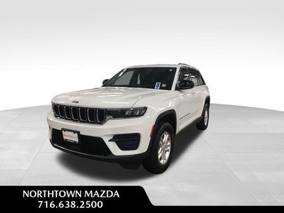 Used 2024 Jeep Grand Cherokee Laredo