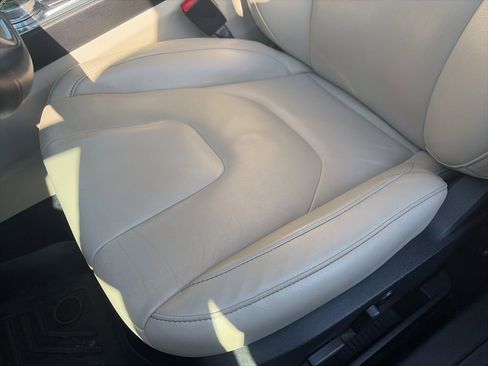 Used 2021 Ford Edge Titanium FWD image 24