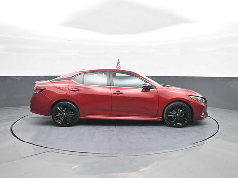 Used 2021 Nissan Sentra SR FWD image 9
