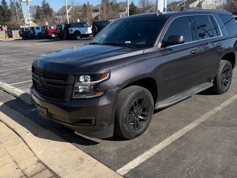 Used 2017 Chevrolet Tahoe LT image 1