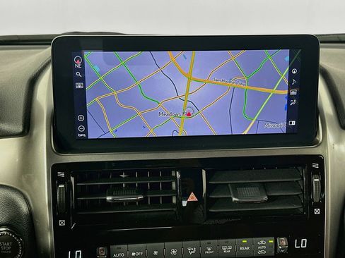 Used 2023 Lexus GX 460 Premium w/ Accessory Package AWD/4WD image 22